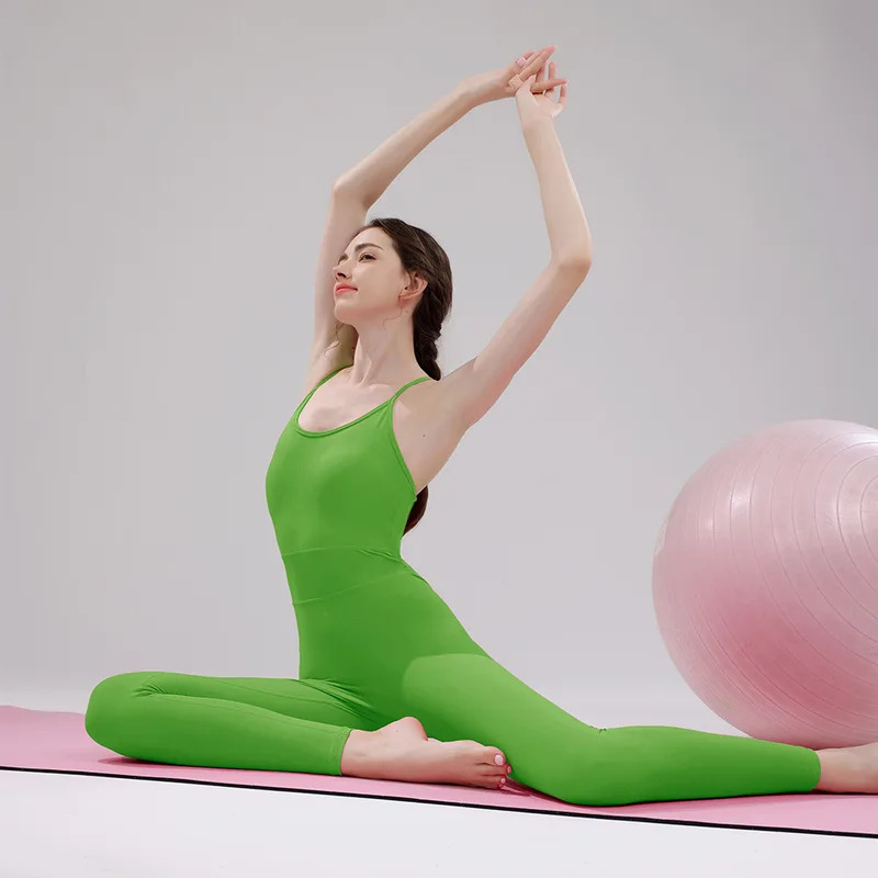Tuta da allenamento per yoga a - Pilates Yoga Aerial recensione e prezzo
